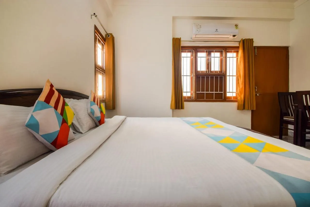 Oyo 12240 Home Peaceful 3Bhk Hiran Magri Udaipur 0*,  India